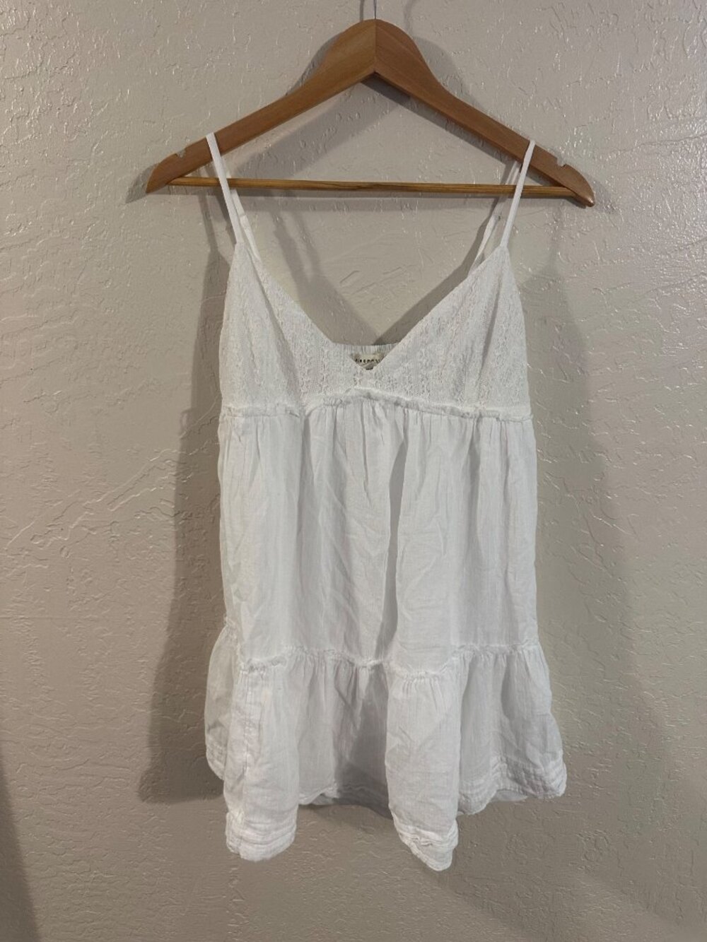 Aeropostale Babydoll White Tiered V Neck 90s Style Mini Dress